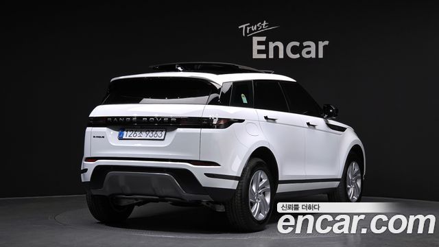 Land Rover Range Rover Evoque 2026 — photo 2
