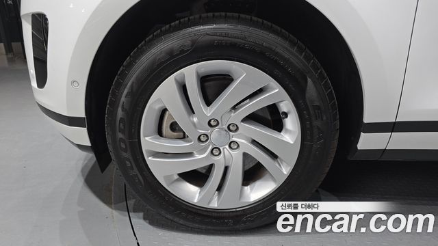 Land Rover Range Rover Evoque 2026 — photo 5