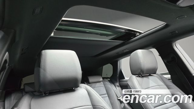 Land Rover Range Rover Evoque 2026 — photo 19