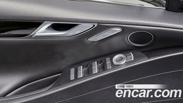 Genesis G80 2021 — photo 20