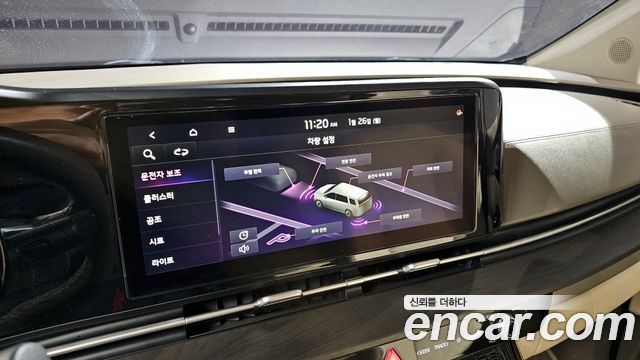Kia Canival 2021 — photo 16