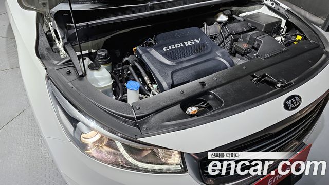 Kia Canival 2017 — photo 6