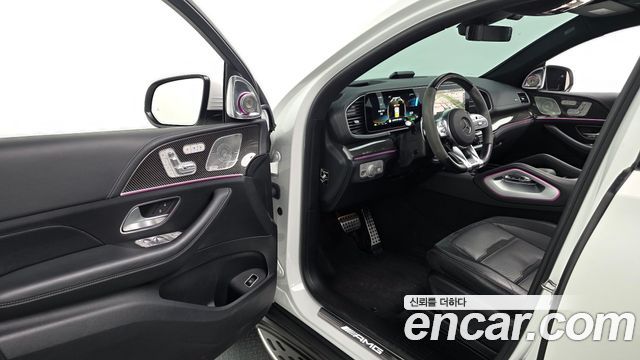 Mercedes-Benz GLE-Class 2023 — photo 11