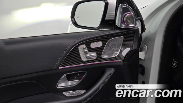 Mercedes-Benz GLE-Class 2023 — photo 17