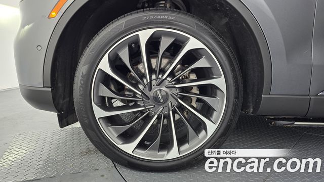 Lincoln Aviator 2023 — photo 5