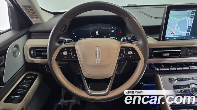 Lincoln Aviator 2023 — photo 13
