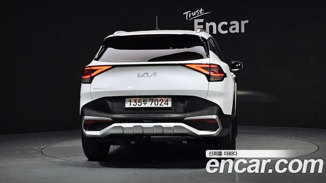 Kia Sportage 2023 — photo 4