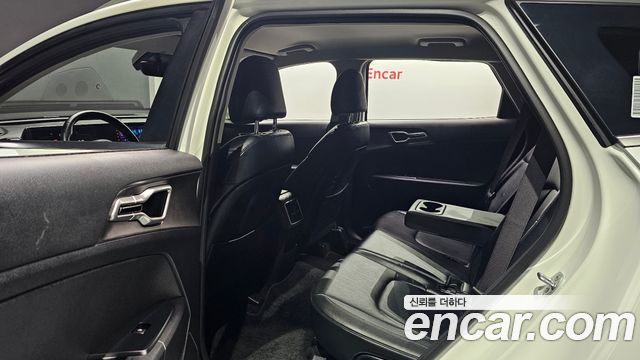 Kia Sportage 2023 — photo 12