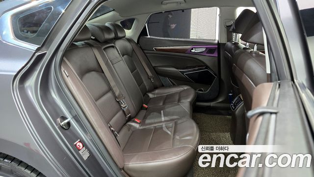 Kia K7 2016 — photo 12