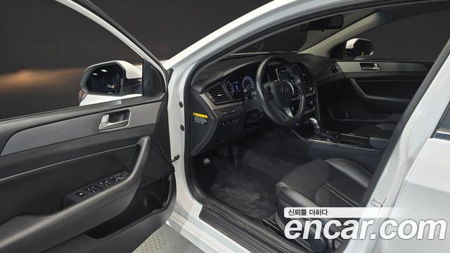 Hyundai Sonata 2019 — photo 11
