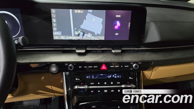Kia Canival 2023 — photo 14