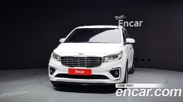 Kia Canival 2020 — photo 3