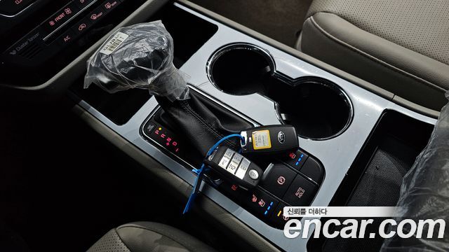 Kia Canival 2020 — photo 9