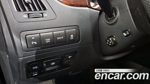 Hyundai Equus 2012 — photo 14