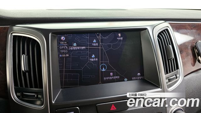 Hyundai Equus 2012 — photo 15