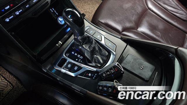 Hyundai Grandeur 2015 — photo 9