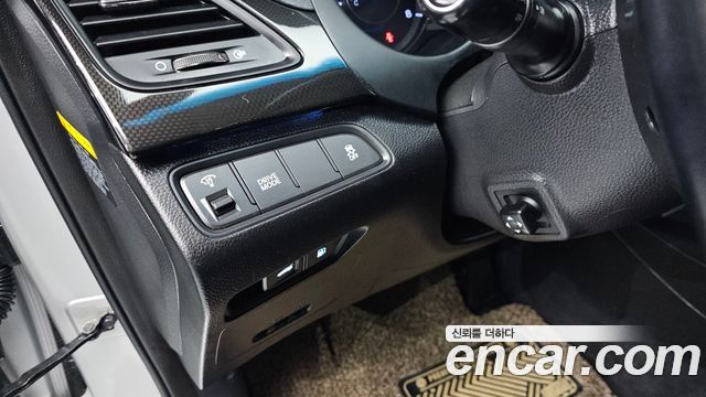 Hyundai Grandeur 2015 — photo 12