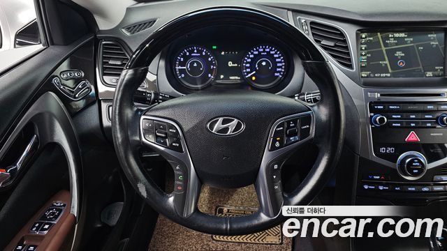 Hyundai Grandeur 2015 — photo 13