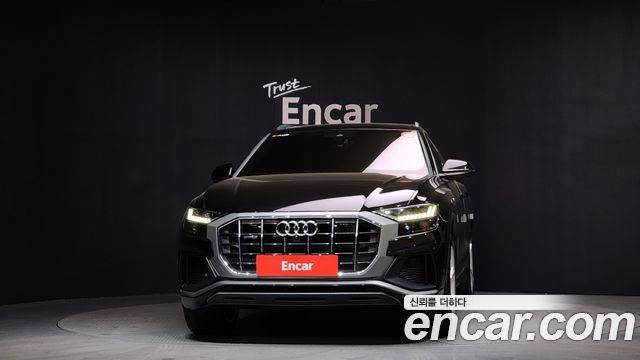 Audi Q8 2022 — photo 3
