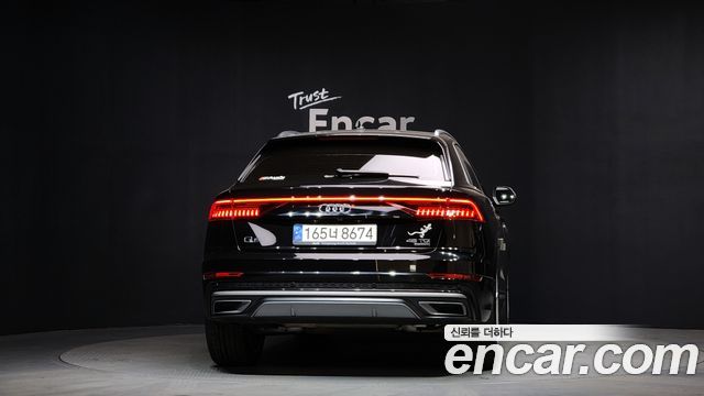 Audi Q8 2022 — photo 4