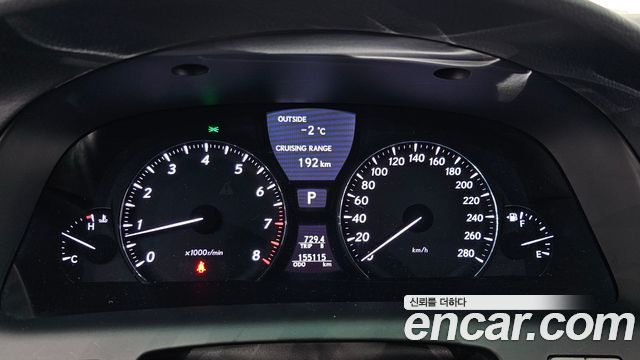 Lexus LS 2011 — photo 8