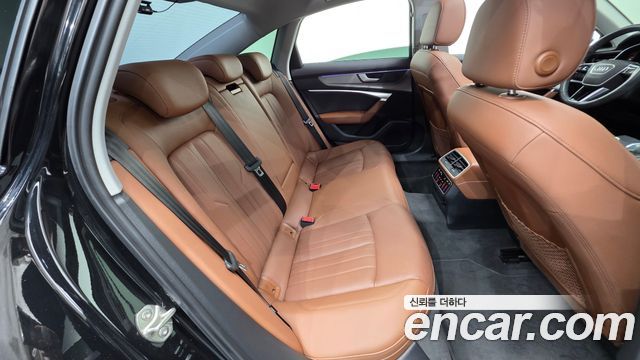 Audi A6 2021 — photo 19