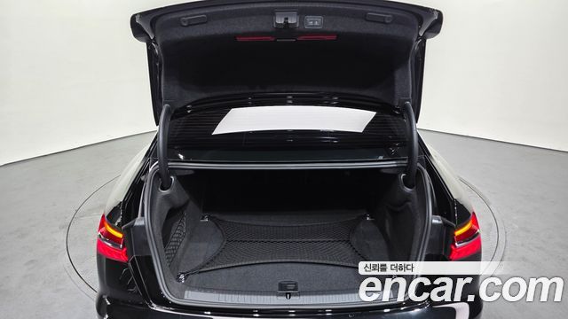 Audi A6 2021 — photo 20
