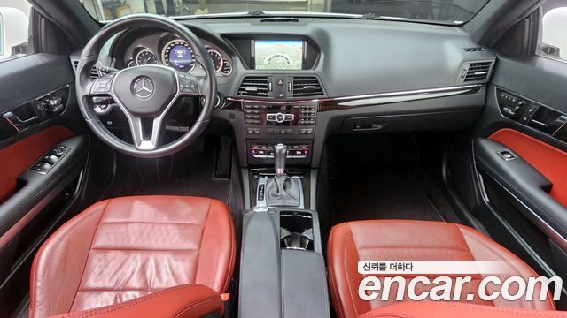 Mercedes-Benz E-Class 2013 — photo 7