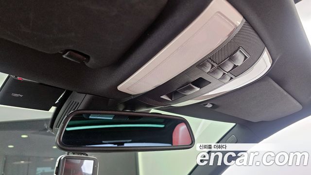 Mercedes-Benz E-Class 2013 — photo 16