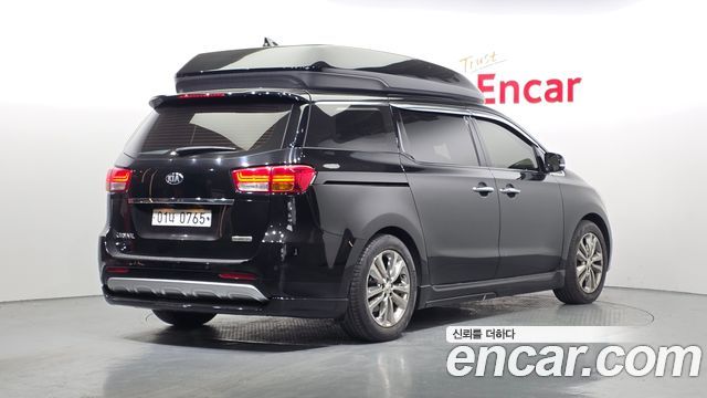 Kia Canival 2016 — photo 2