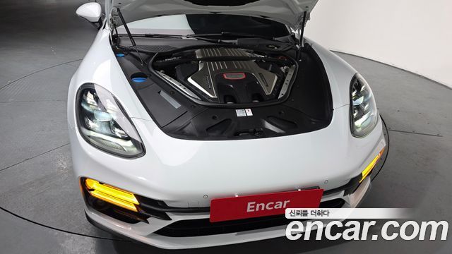 Porsche Panamera 2018 — photo 6