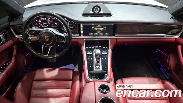 Porsche Panamera 2018 — photo 7