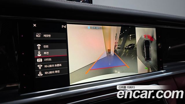 Porsche Panamera 2018 — photo 17