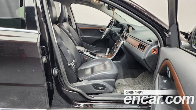 Volvo S80 2012 — photo 11