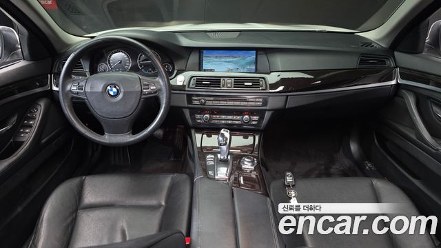 BMW 5-Series 2012 — photo 7