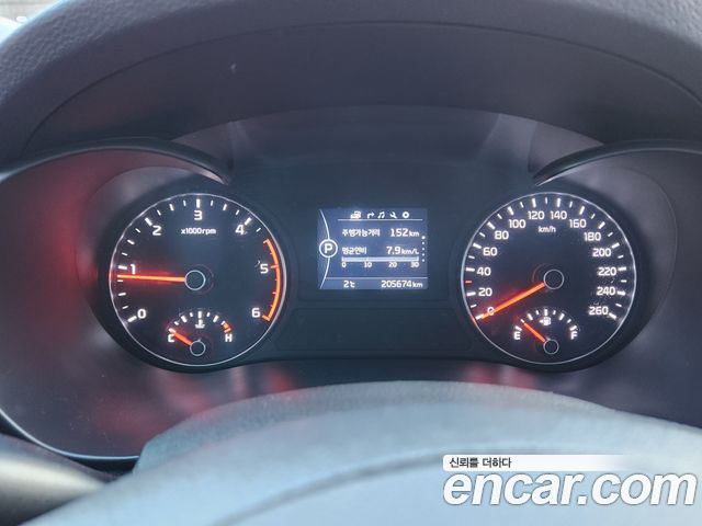 Kia K5 2016 — photo 19
