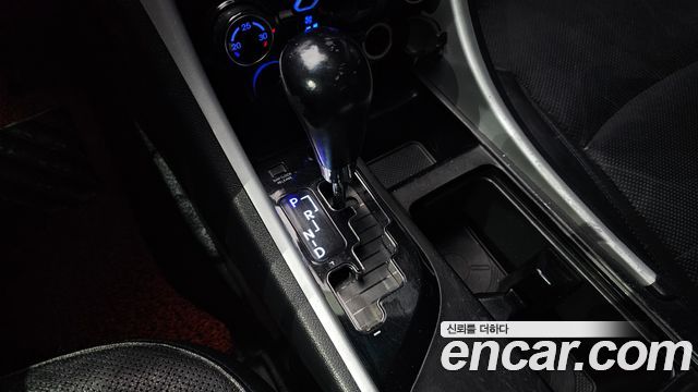 Hyundai Sonata 2010 — photo 9