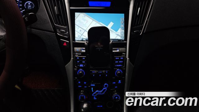Hyundai Sonata 2010 — photo 15