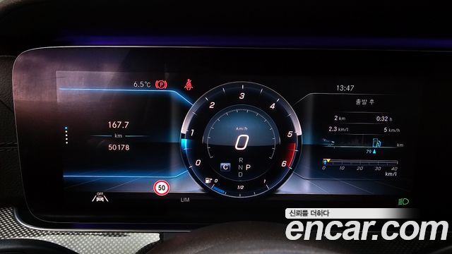 Mercedes-Benz CLS-Class 2020 — photo 8