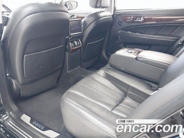 Hyundai Equus 2011 — photo 6
