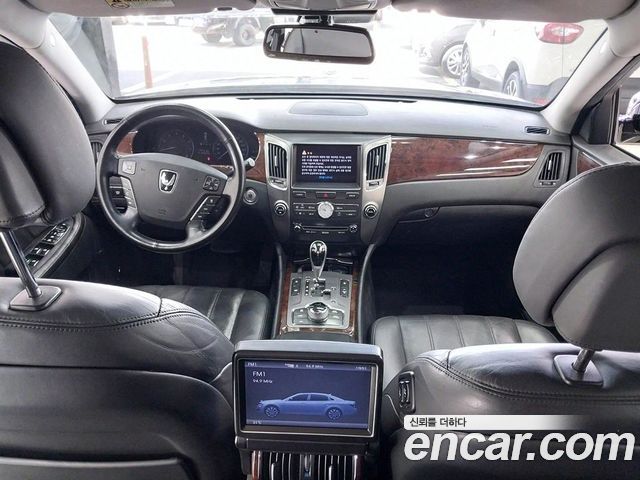 Hyundai Equus 2011 — photo 8