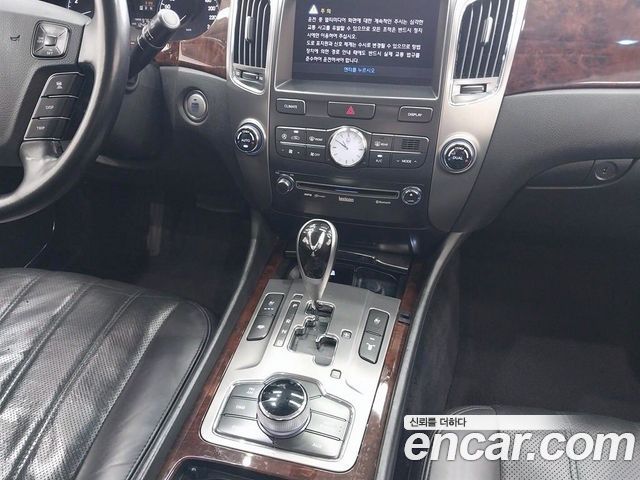 Hyundai Equus 2011 — photo 11