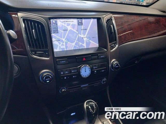 Hyundai Equus 2011 — photo 14