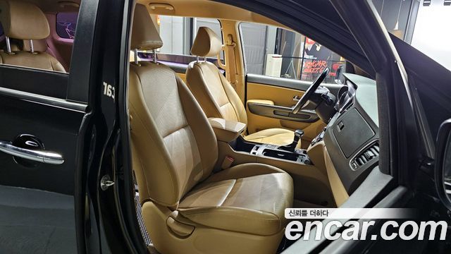 Kia Canival 2017 — photo 12