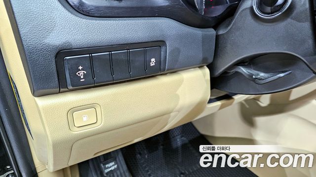 Kia Canival 2017 — photo 15