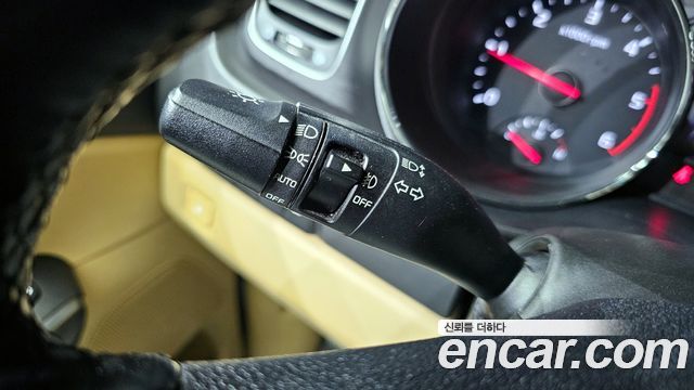 Kia Canival 2017 — photo 16