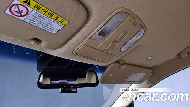 Kia Canival 2017 — photo 18