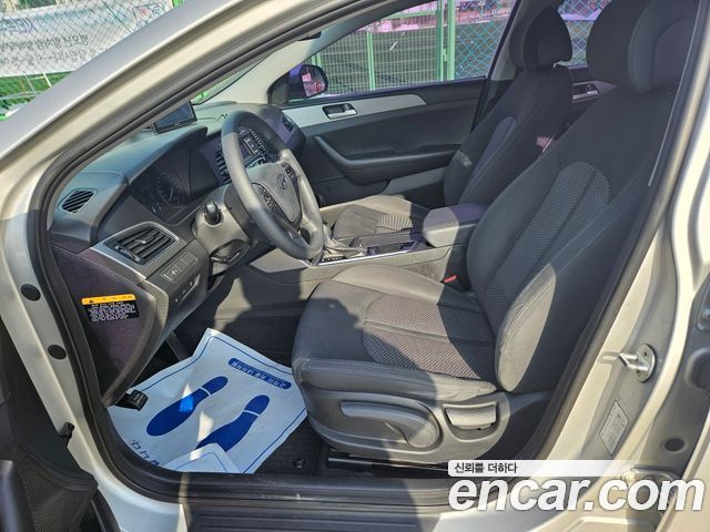 Hyundai Sonata 2015 — photo 13