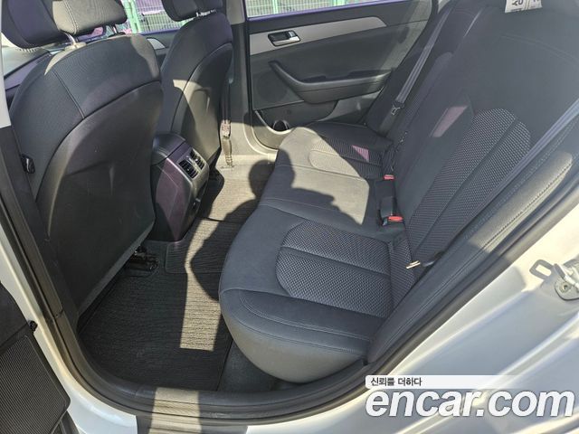 Hyundai Sonata 2015 — photo 18