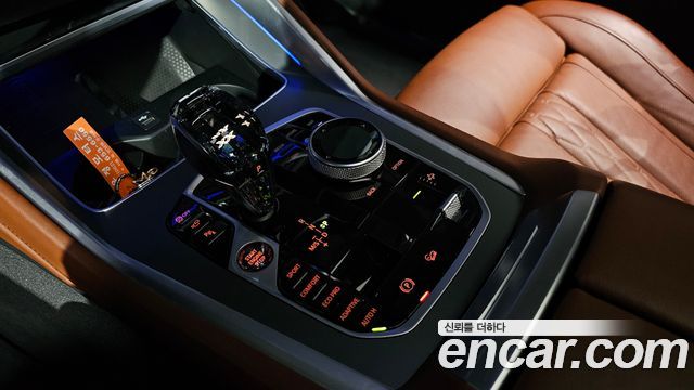 BMW X6 2022 — photo 9